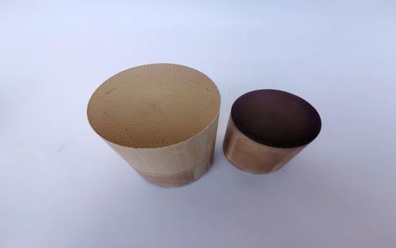 200 300 400 Cpsiの普遍的な触媒のユーロ4陶磁器5 6蜜蜂の巣
