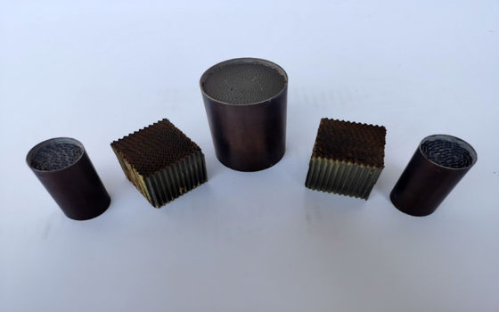 菫青石の蜜蜂の巣の触媒の要素400cell V2O5 TiO2 SCR