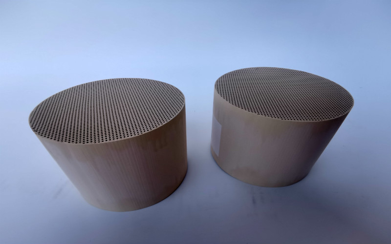 100CPSIユーロ5 DPFディーゼル微粒子フィルター取り替えエンジン