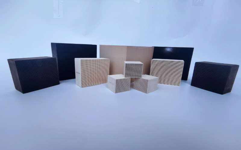 150x150mmオゾン取り外しの触媒VOCの臭気の処置の触媒